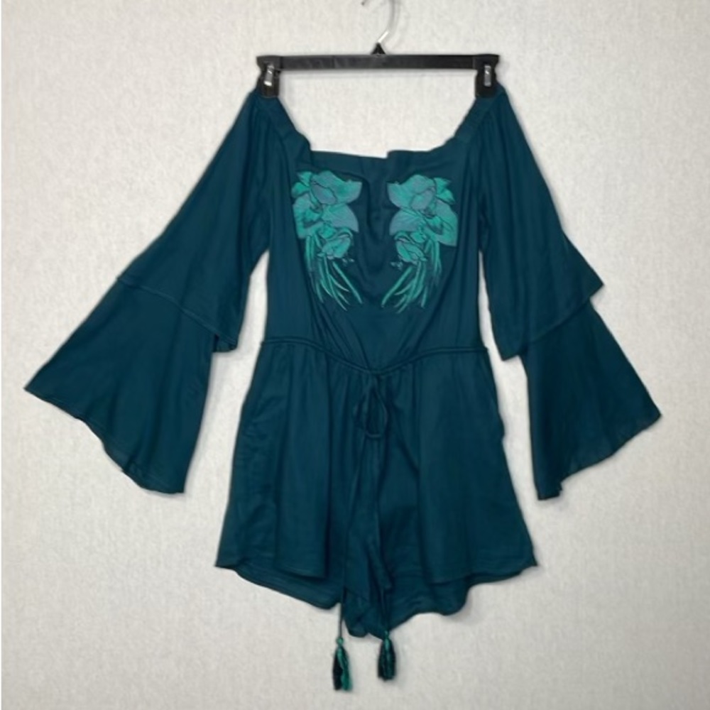talori romper shorts, size large